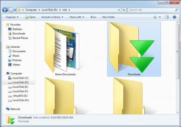 Cambia le icone delle cartelle di Windows con Folder Marker