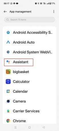 „Google Assistant“ programa, nustatyta „Android“ telefono programų valdymo nustatymuose.