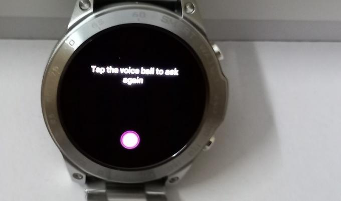 Asisten suara dalam keadaan terputus di jam tangan pintar Android berbasis Bluetooth.