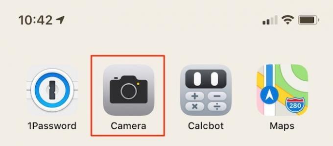 Kaip naudotis „iPhone“ fotoaparato pagrindiniu ekranu