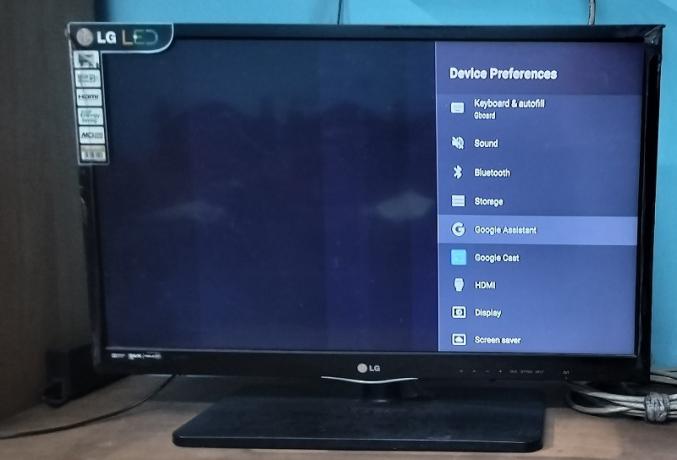 „Google Assistant“ meniu „Android TV“ įrenginio nuostatose.