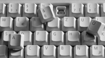 कीबोर्ड विंडोज़ में डिस्कनेक्ट करता रहता है? ठीक करने के 11 तरीके